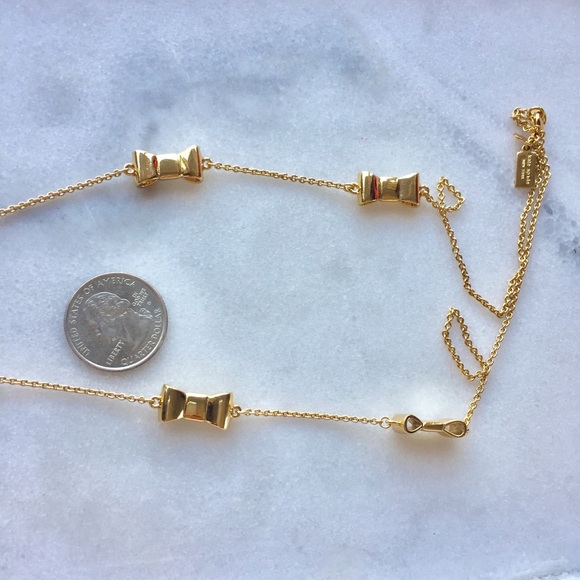 ♠️kate spade Take A Bow Necklace in Gold♠️ - Picture 3 of 8